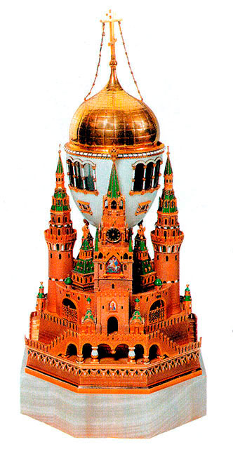 Яйцо в виде стилизованной модели Кремля - экспонат Оружейной палаты