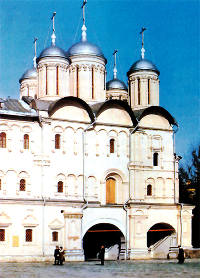Церковь Двенадцати апостолов при Патриаршем дворце