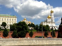 Соборы Кремля - вид с набережной