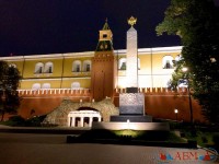 Александровский сад ночью