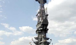 Экскурсия на теплоходе - Памятник Петру Первому